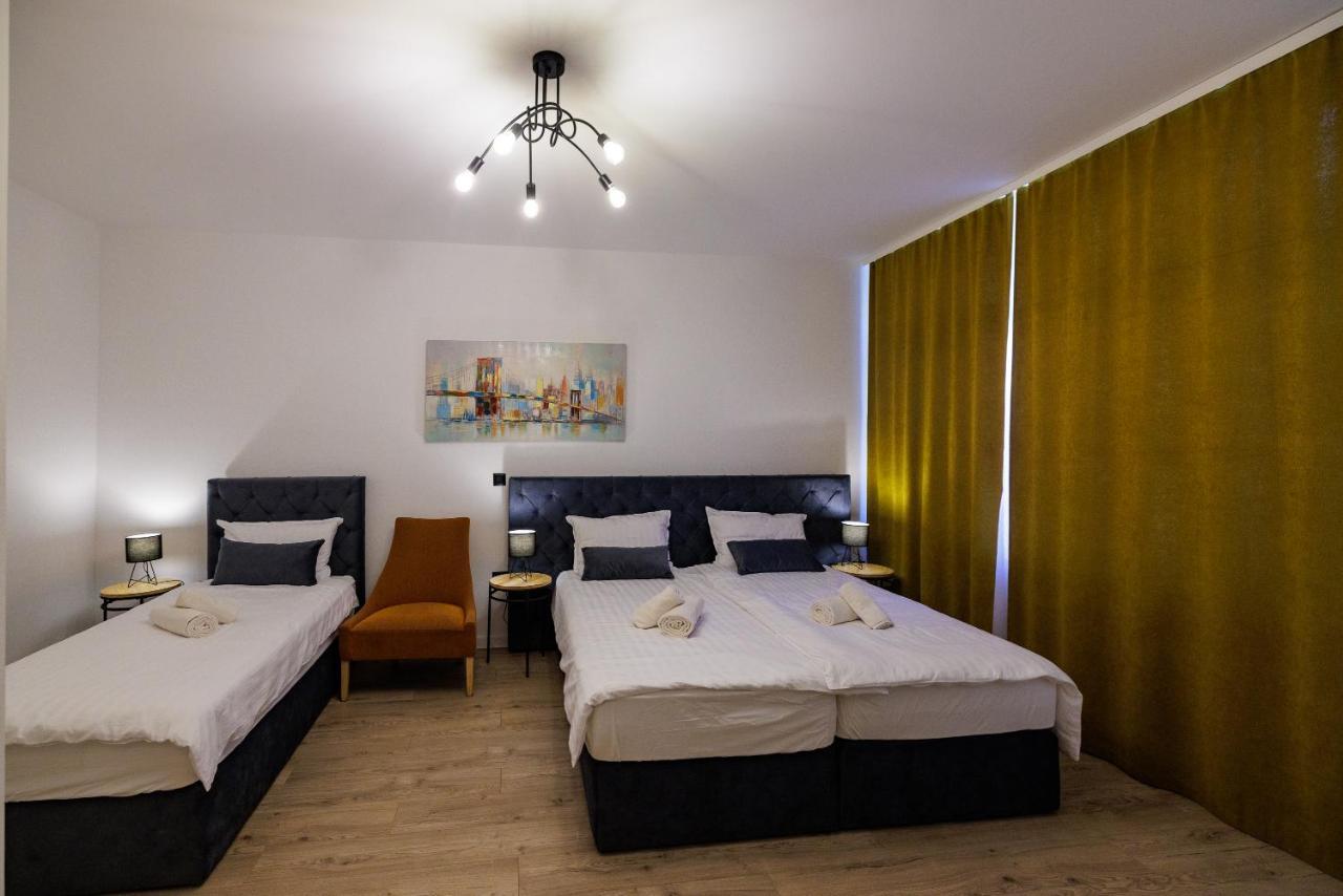 Rooms Lisnic Osijek Exterior photo
