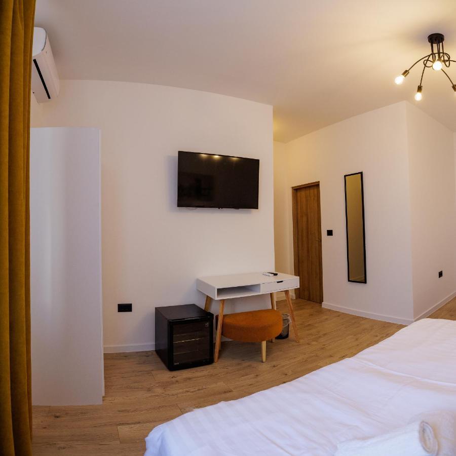 Rooms Lisnic Osijek Exterior photo