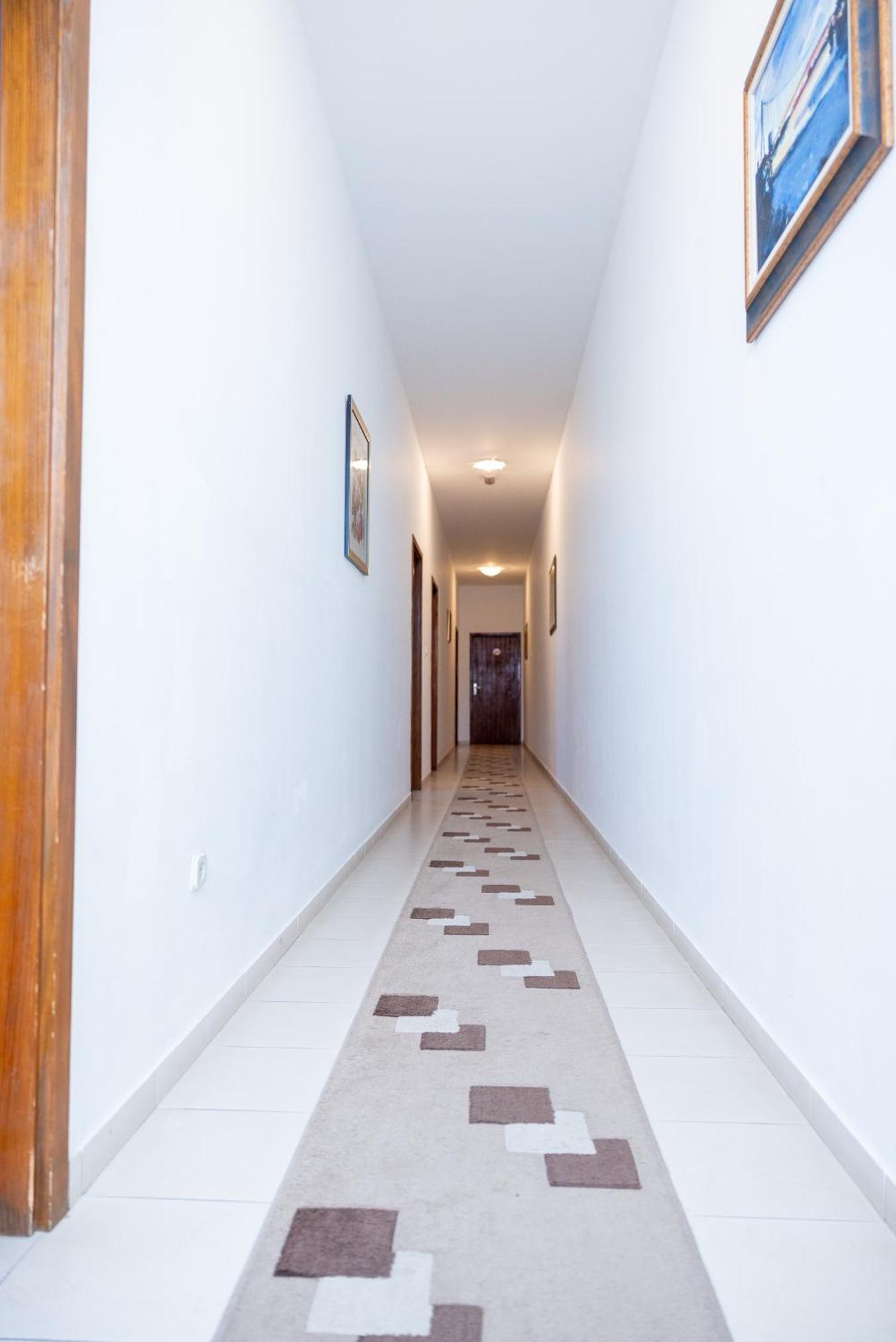 Rooms Lisnic Osijek Exterior photo
