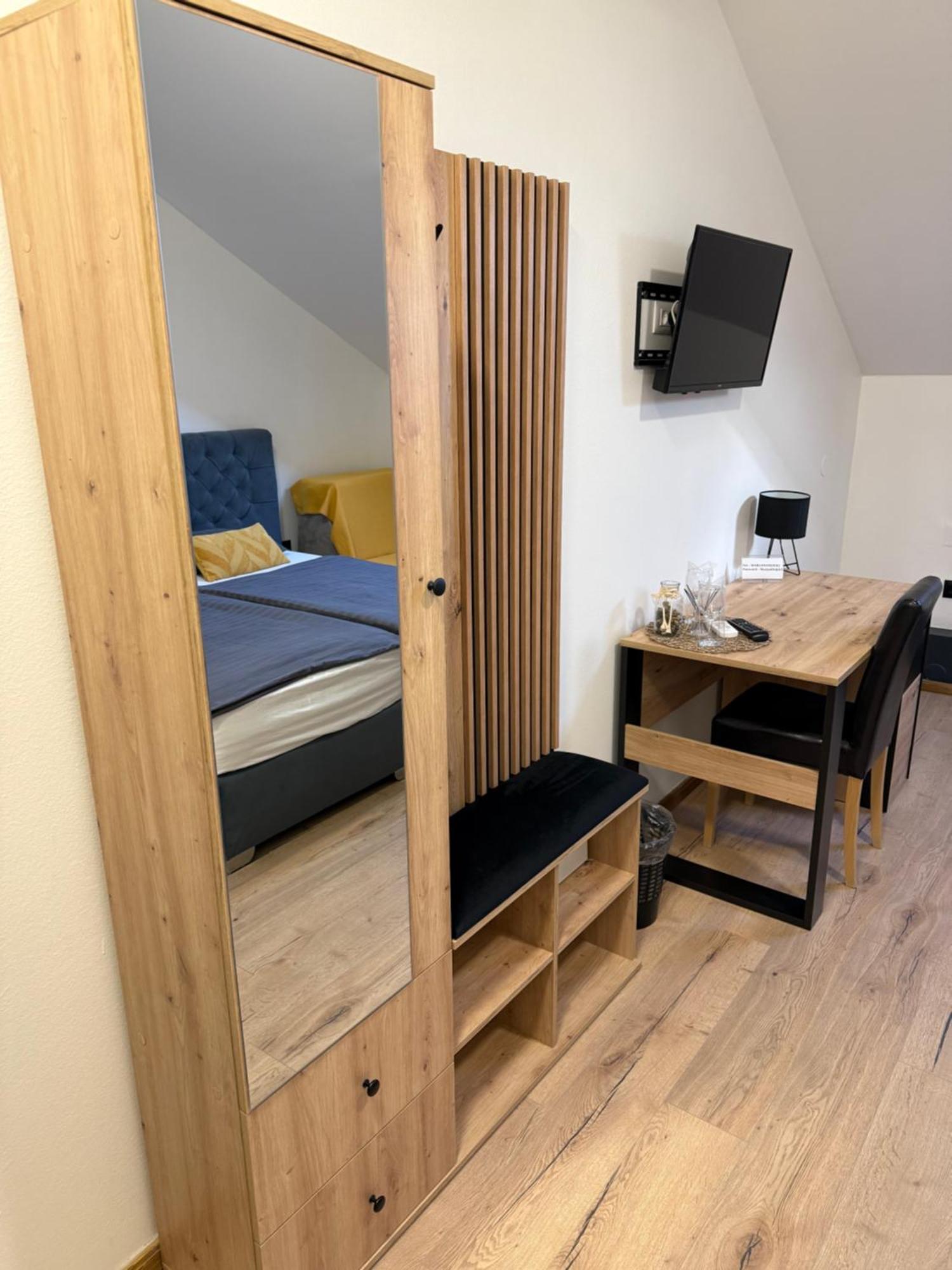 Rooms Lisnic Osijek Exterior photo